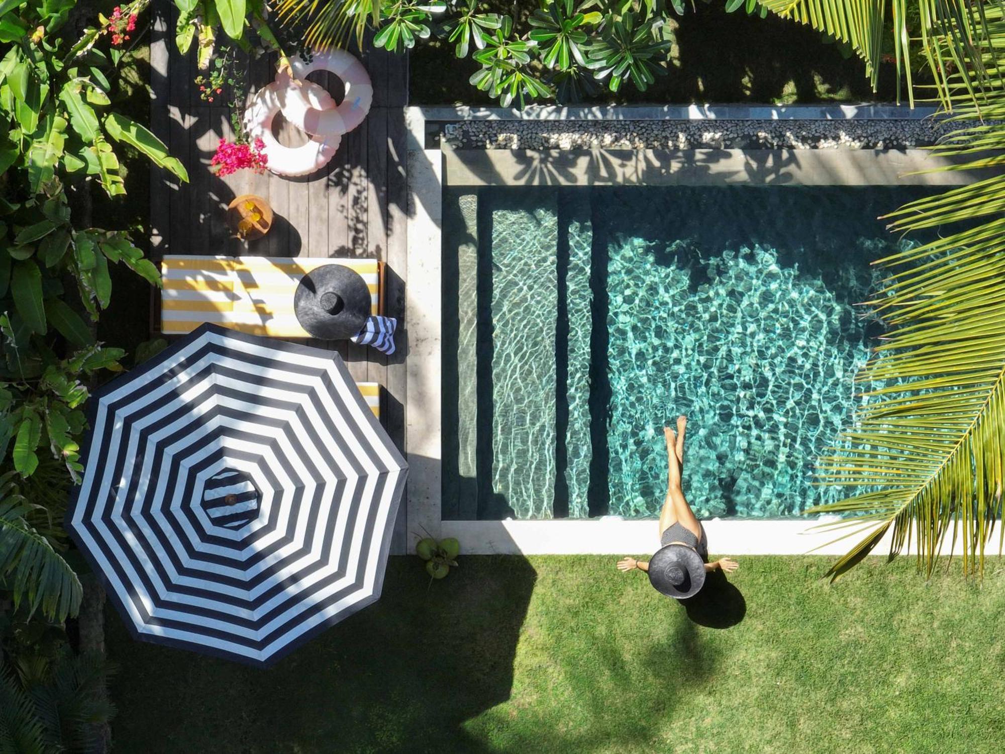 Loop Villas Kuta  Экстерьер фото